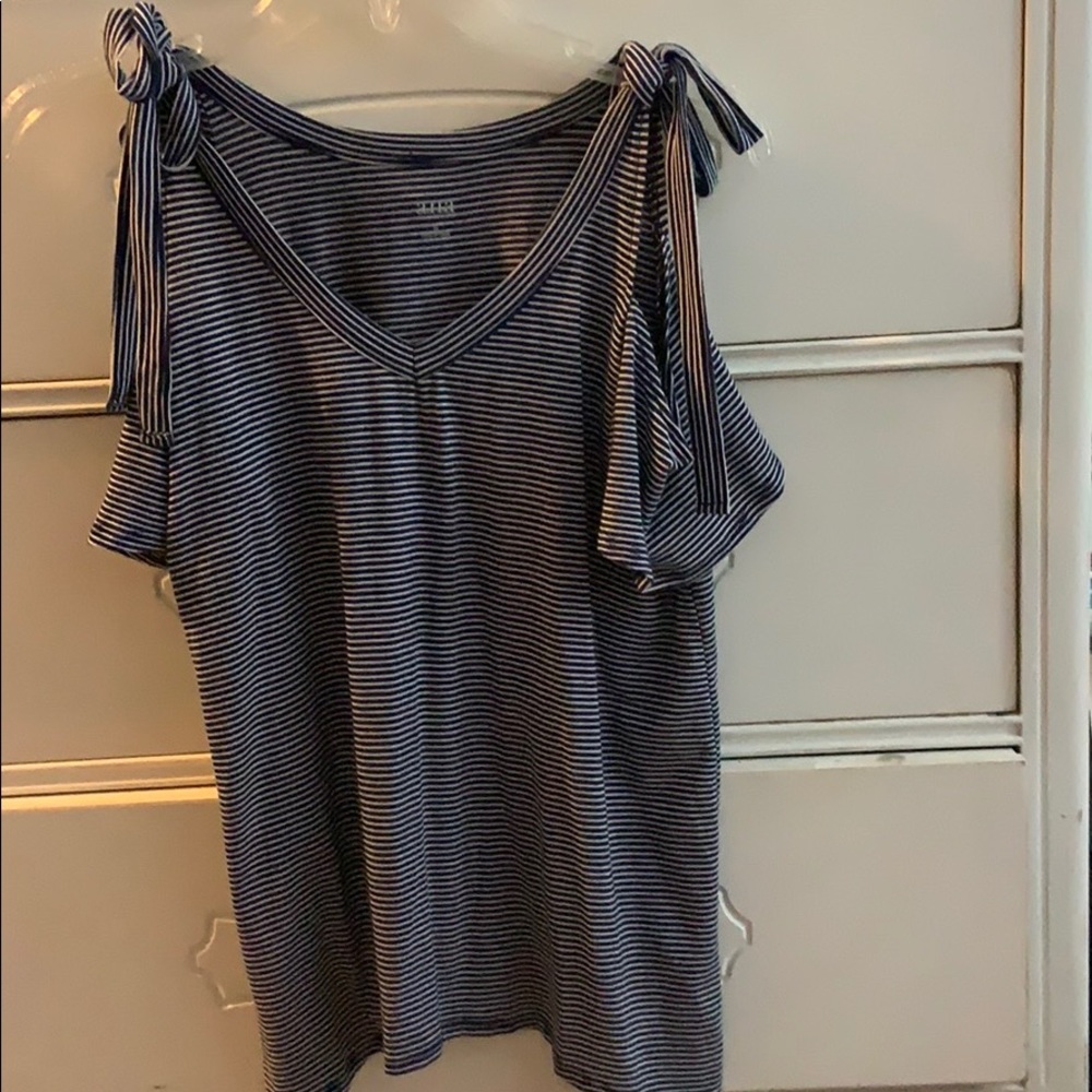 Striped open shouldered shirt
